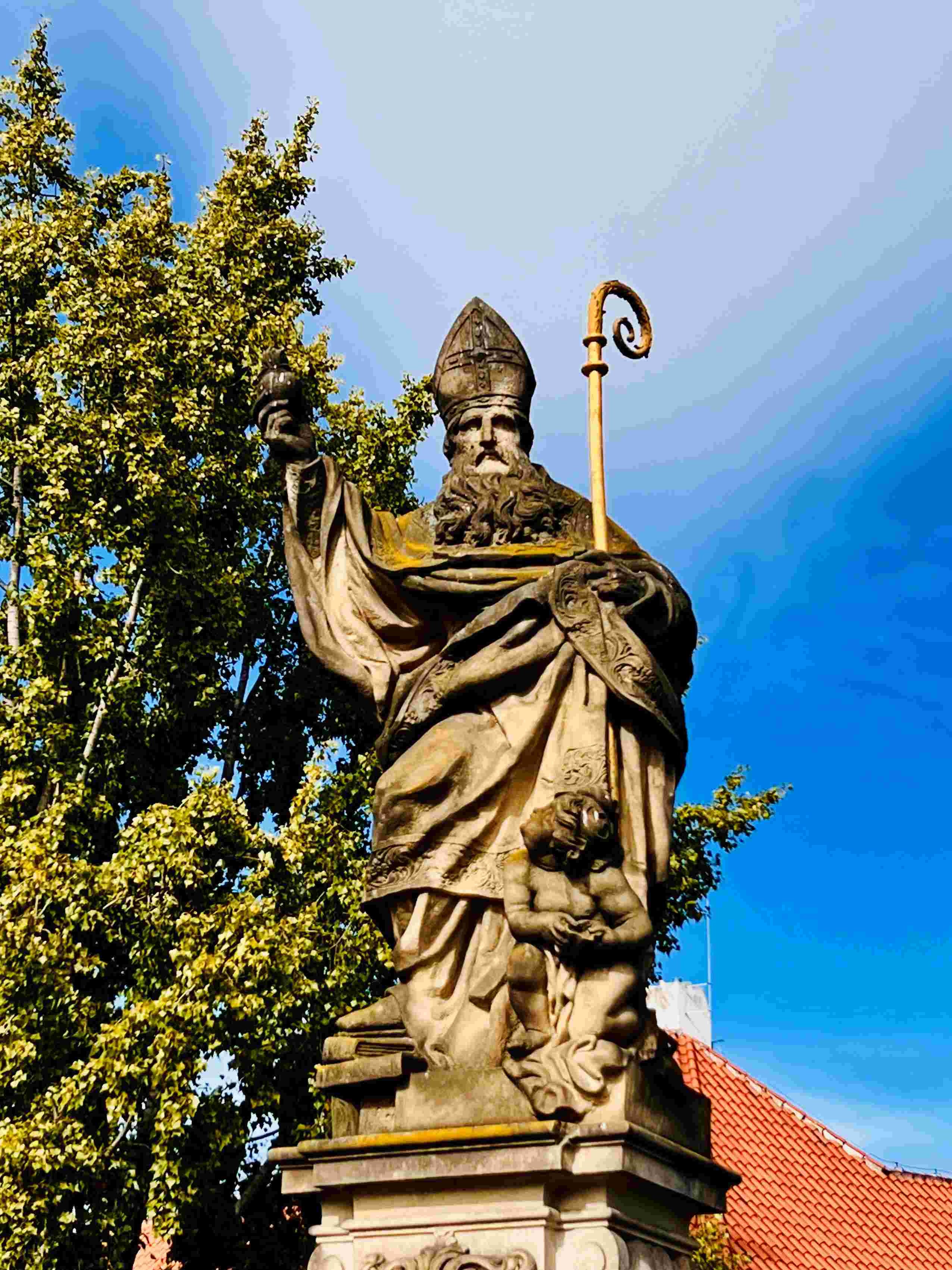 How Many Days in Prague Statue of St Wenceslas